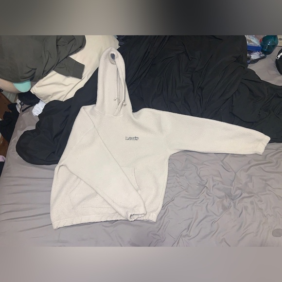 this is a Beige Levi’s Sherpa, very comfortable with no rips or tears, very warm - Picture 1 of 4